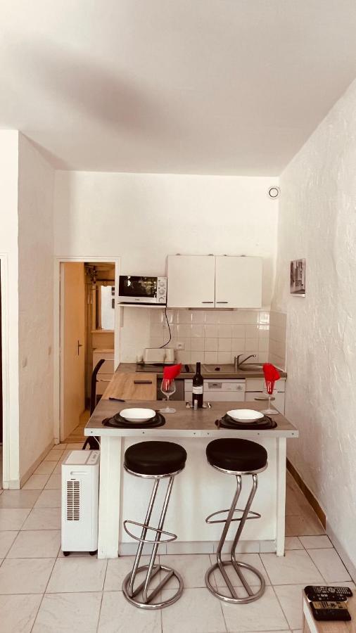So'Conciergerie -Studio Situe Dans Le Centre Ville Cassis Exteriör bild