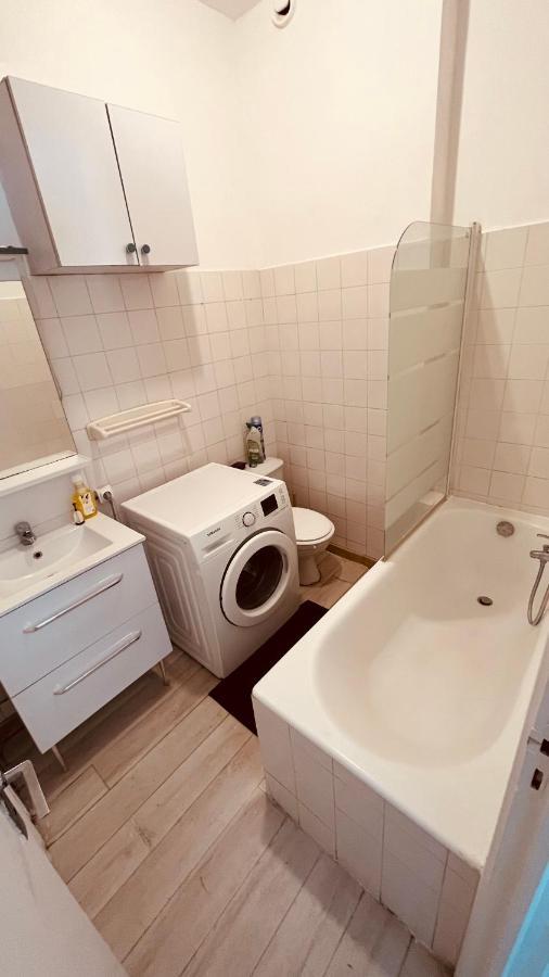 So'Conciergerie -Studio Situe Dans Le Centre Ville Cassis Exteriör bild